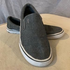 Crēvo slip on shoes. Dark grey